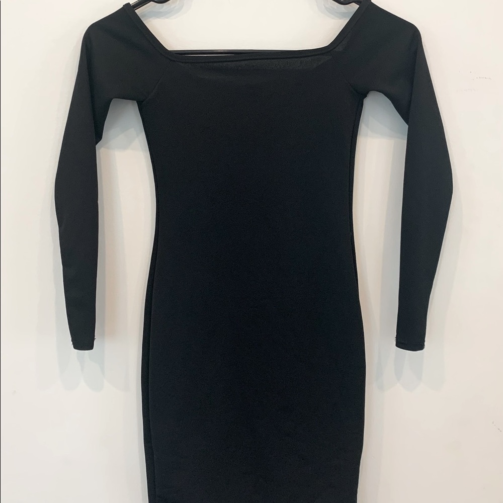 Black Long-sleeve Mini Dress. NTW 🏷